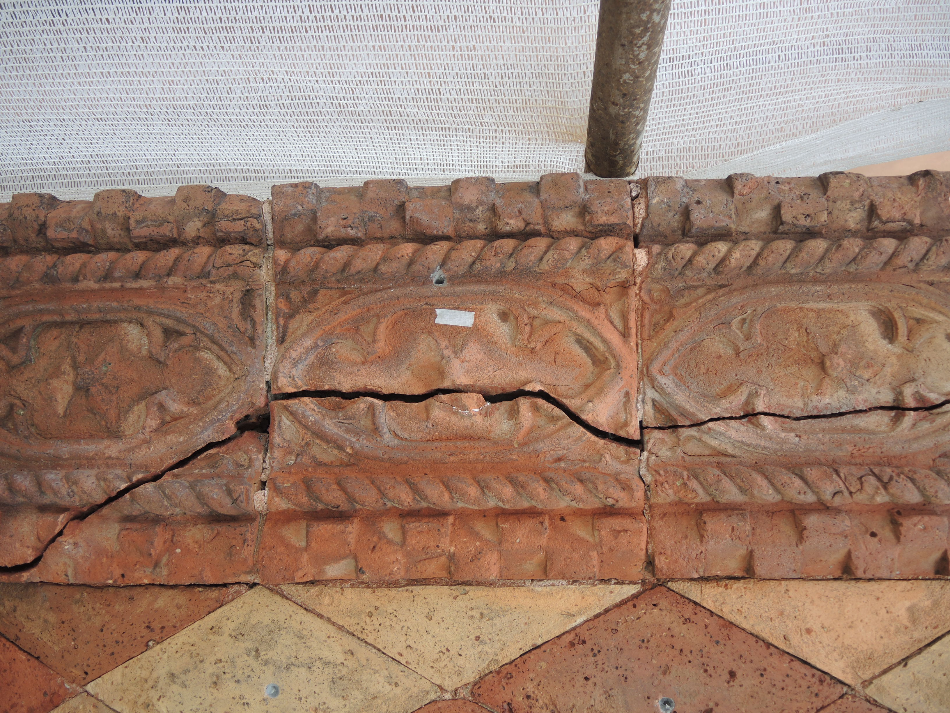 Restauro Formosa lesena prima dei lavori