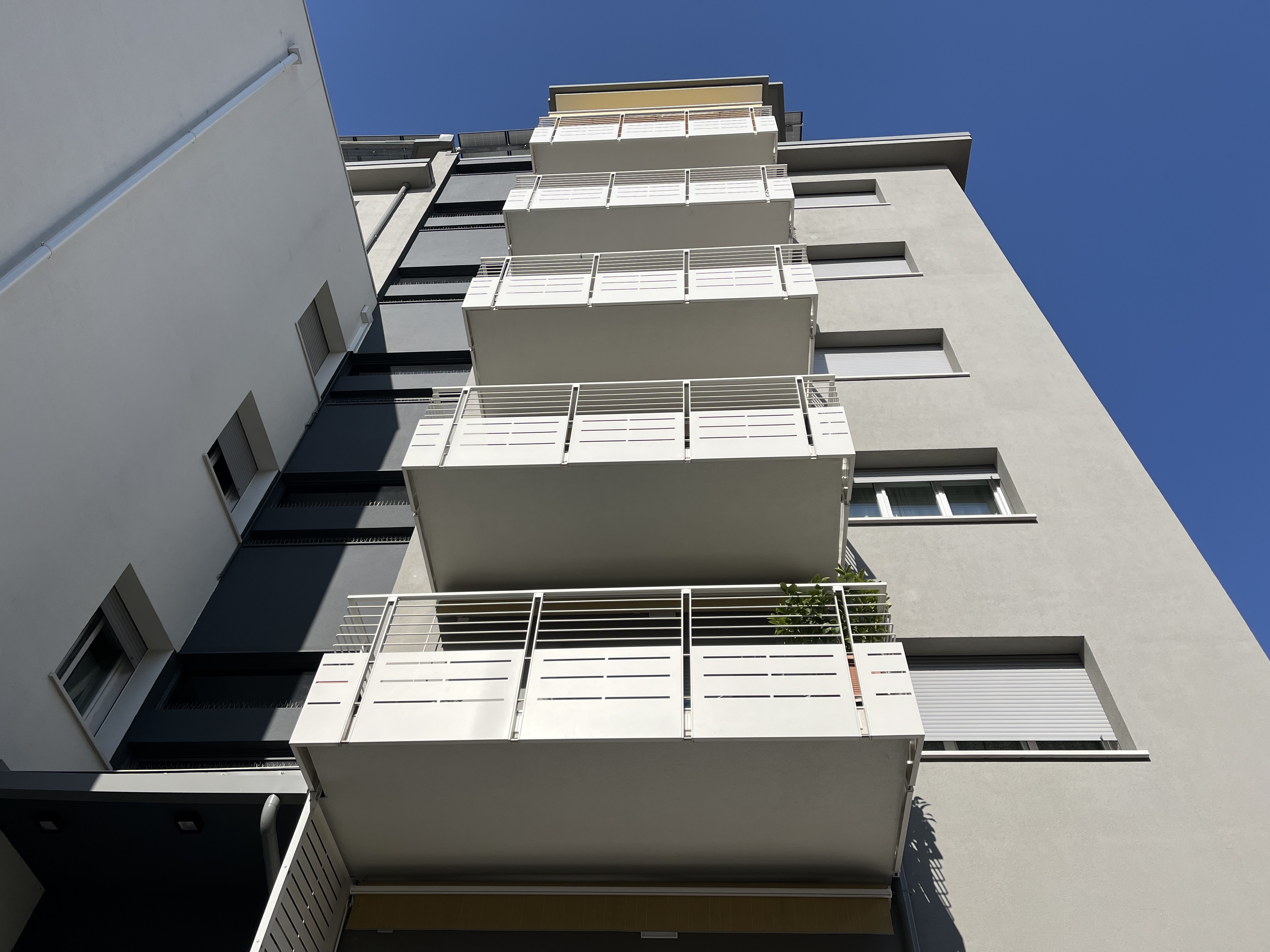 garib findett-facciata